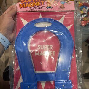 Vintage Hanna barbera Flintstones super magnet Rare 1976 sealed Blue